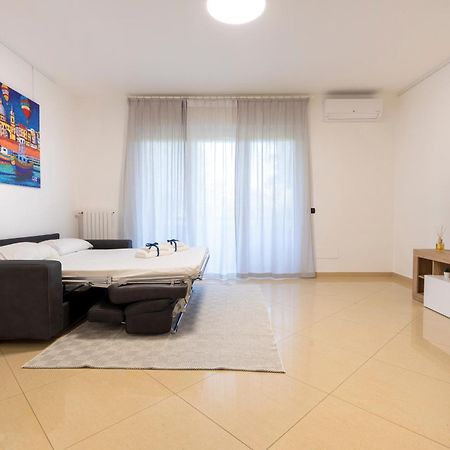 Boscoincitta Apt With Garage And Whirlpool Tub Μπάρι Εξωτερικό φωτογραφία