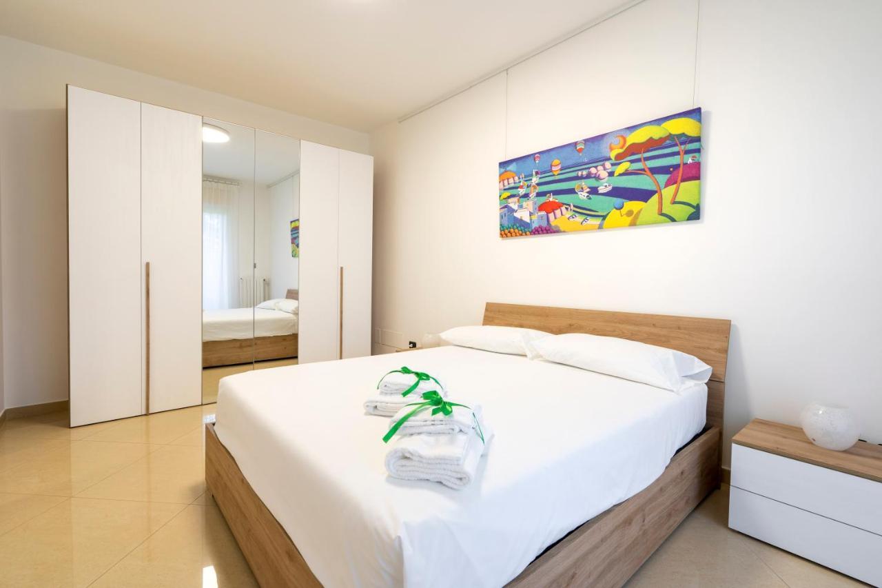 Boscoincitta Apt With Garage And Whirlpool Tub Μπάρι Εξωτερικό φωτογραφία