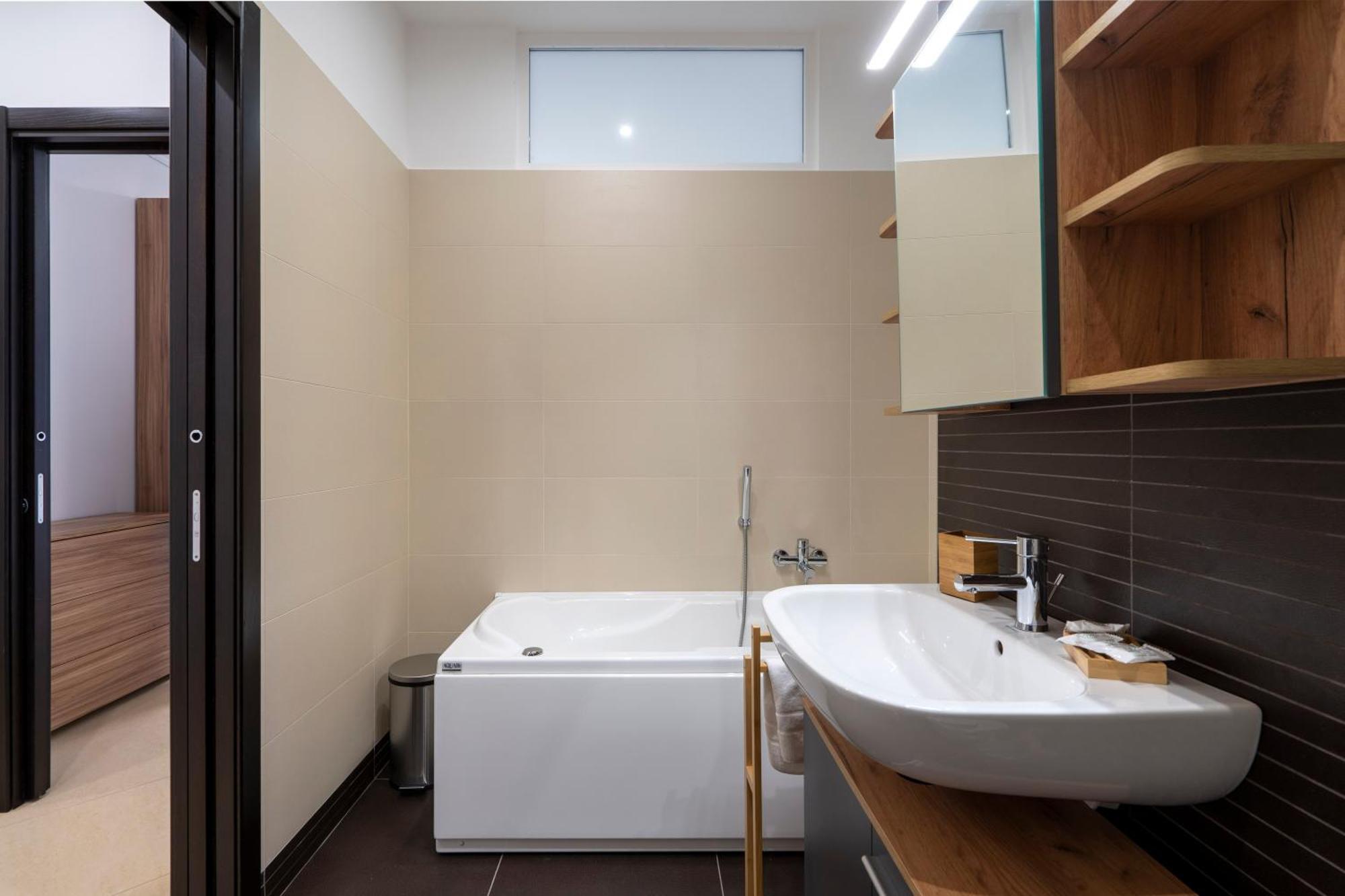 Boscoincitta Apt With Garage And Whirlpool Tub Μπάρι Εξωτερικό φωτογραφία